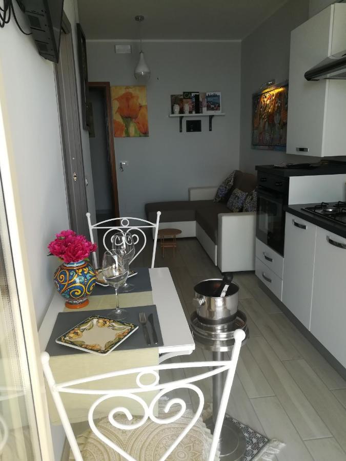 Al Bajah Loft Monovano Con Requisiti Hotel Taormina Exterior photo