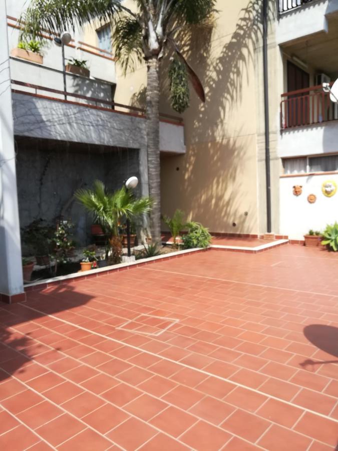 Al Bajah Loft Monovano Con Requisiti Hotel Taormina Exterior photo